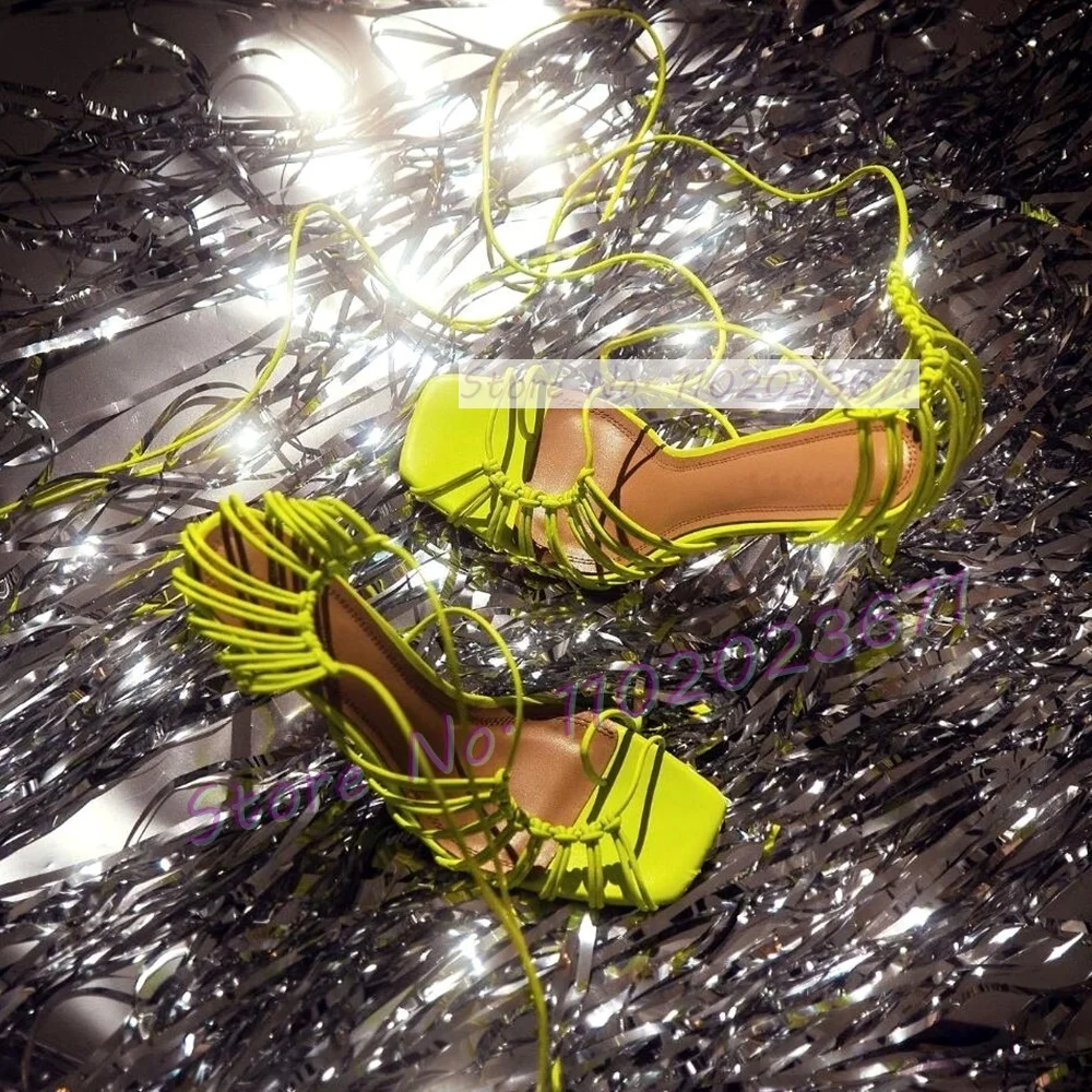 Sandalias con cordones para mu - Sandal Strappy Heeled reseña y precio